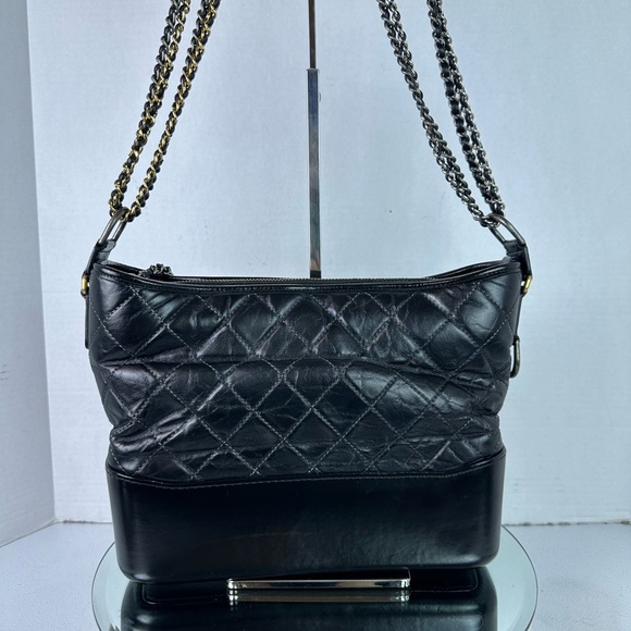 CHANEL GABRIELLE LEATHER SHOULDER BAG - Picture 7 of 12